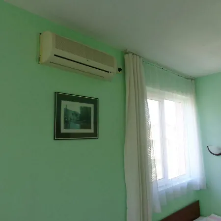Семеен Хотел Марини Hotel Kranevo