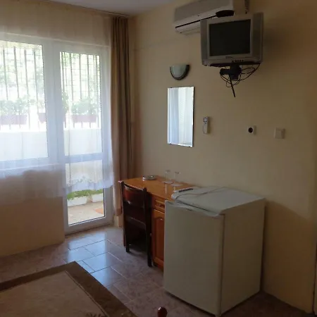 Семеен Хотел Марини Hotel